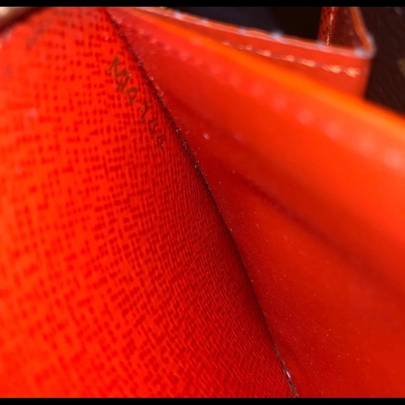 Discontinued Monogram Clemence Wallet - Picture 9 of 14